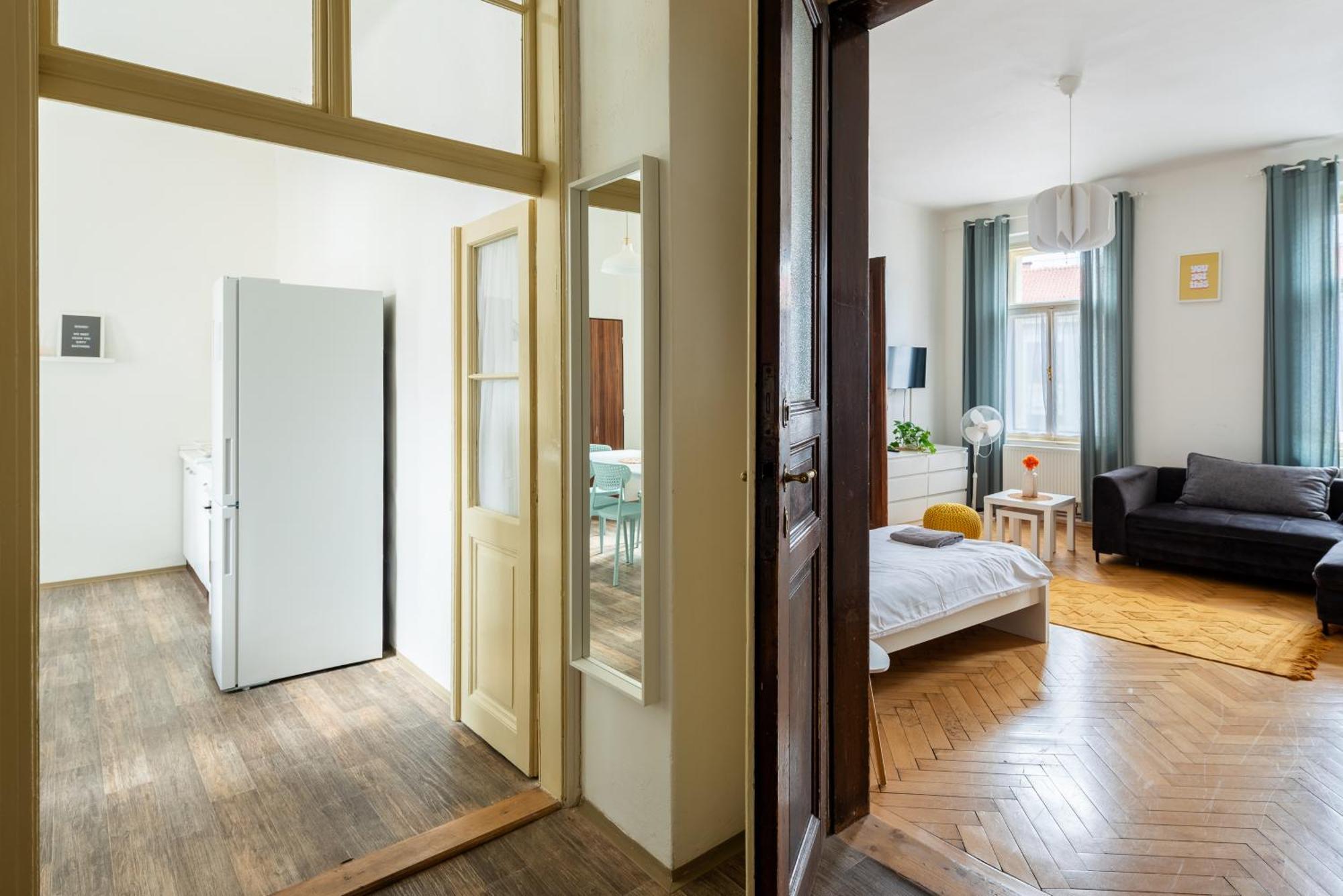 Residence Tesnov Apartment Prag Eksteriør billede