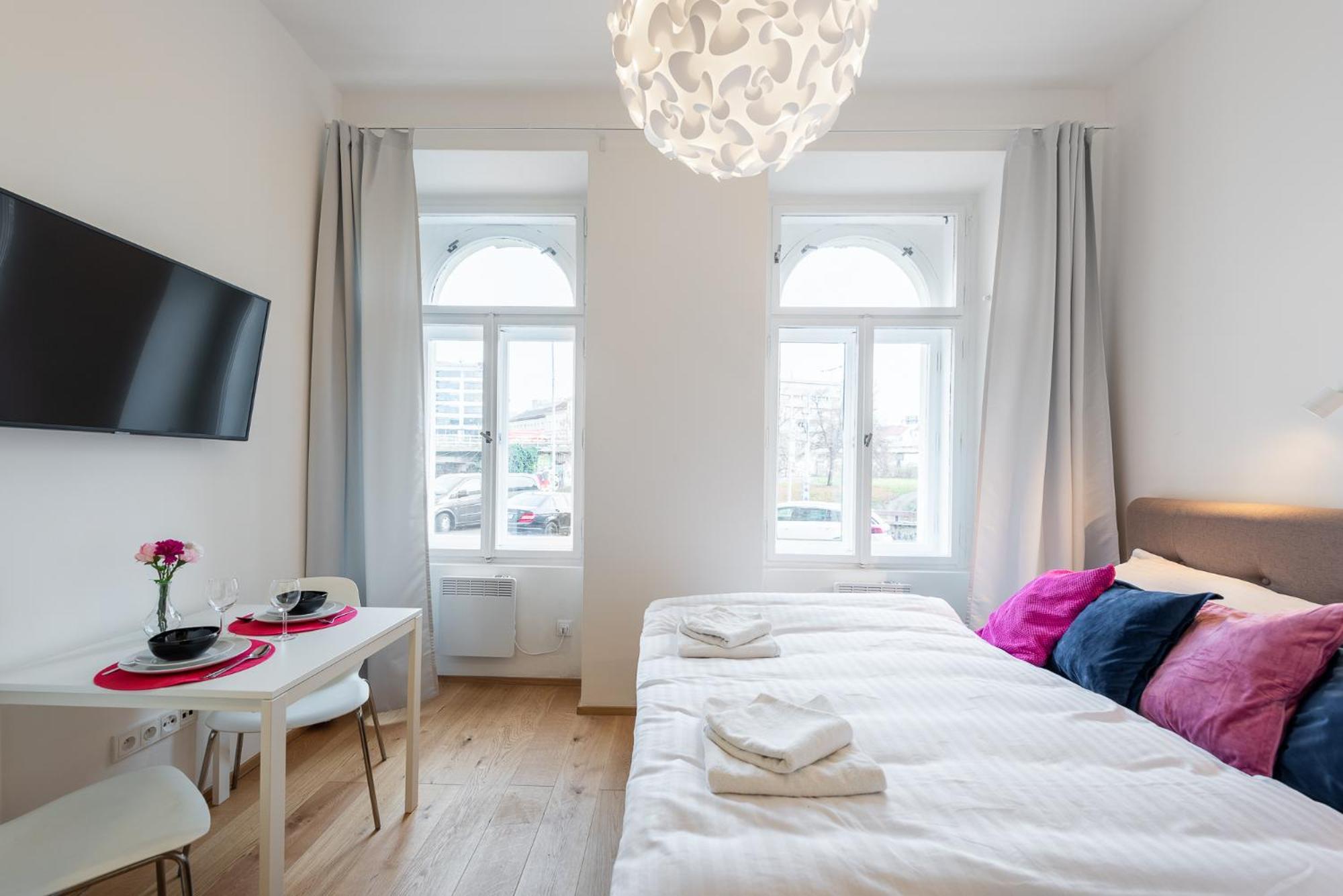 Residence Tesnov Apartment Prag Eksteriør billede
